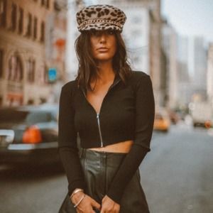 Meet your Posher, Samantha